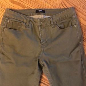 Army green Skinny pant